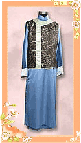 男士中式馬掛，用上等日
本珠紋緞做長掛及中式褲
，配以中國傳統真絲織錦
背心，最適合隆重之場合
穿著。(多色多款)